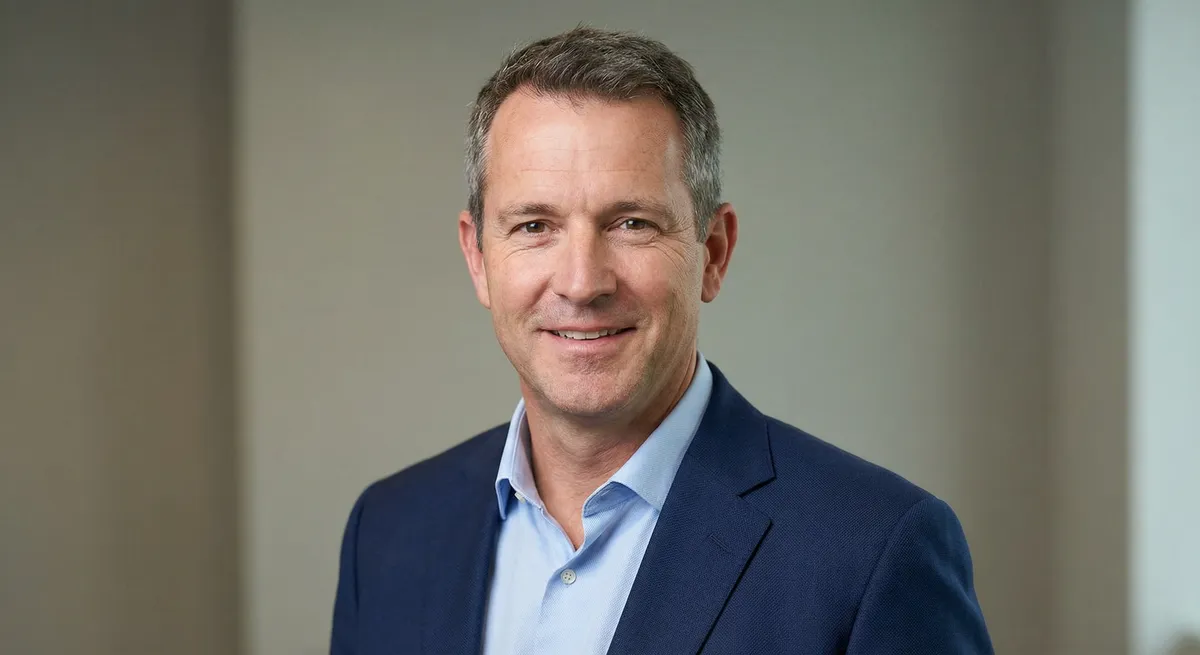 Джеймс Риверс, эксперт по бюджету и учёту